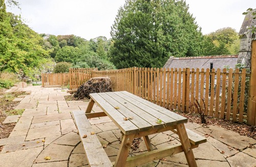 Mumbles Cottage | Oystermouth Chapel