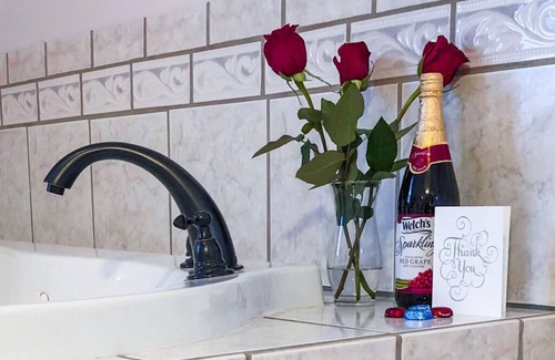 Ponce De Leon Bed & Breakfast | Ozark Couples Retreat: A Romantic Hideaway Near Branson