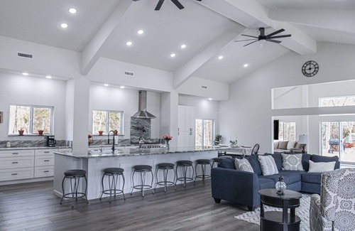Bruno House | Ozark Mountains Tucker Hollow Retreat!