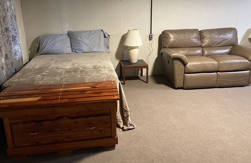 Boss Apartment | Ozark Safari Buggy Ride!!!!!! Stay & Play Heart of Mark Twain Forest