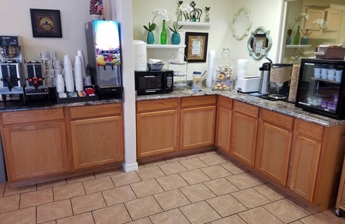 Branson Theater District Hotel | Ozark Valley Inn