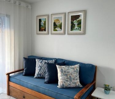 Centro Apartment | Pé na Areia com serviço de praia, Bertioga