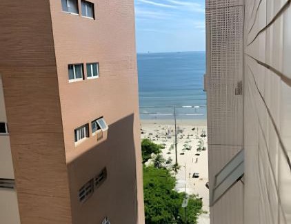 Embare Apartment | Pé na Areia: Design Moderno, Estilo e Conforto
