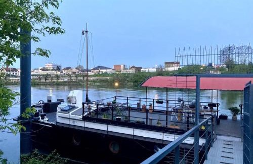 Les Gondoles House | Péniche sur la Seine pour les Jeux Olympiques 2024 à Paris