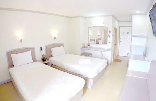 Nakhon Sawan Hotel | P.A. Place Hotel