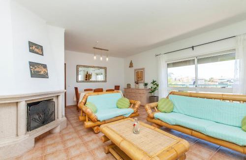 Albardeira House | P - Meia-Praia Seaview Guesthouse