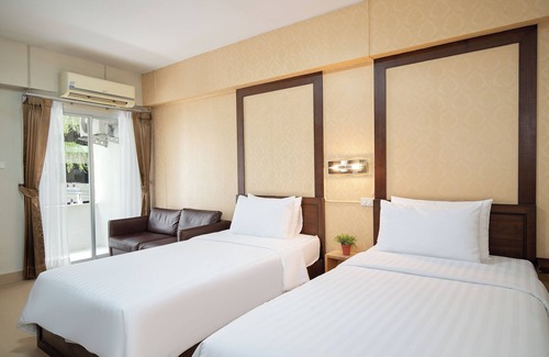 Suan Luang Hotel | P-Park Suvarnabhumi