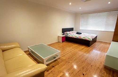 Winston Hills House | P Room