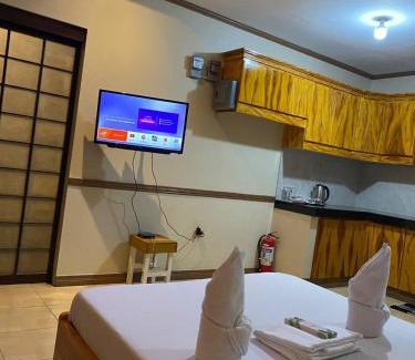 San Andres Bukid Apartment | P3k suites barkada family room