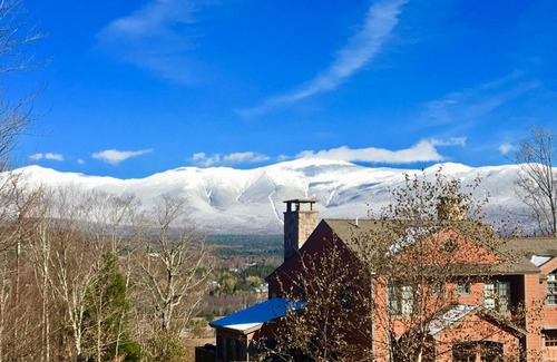 Bethlehem Villa | P5 Ski-in Ski-out rare find! Presidential View, single family with garage, pool table, ping pong