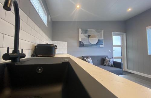 Bethesda Apartment | P50 - Studio Pod with Hot Tub