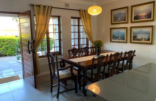 Paarl Apartment | Paarl Crystal Family Home