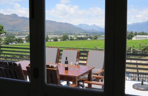 Paarl Bed & Breakfast | Paarl Mountain Lodge