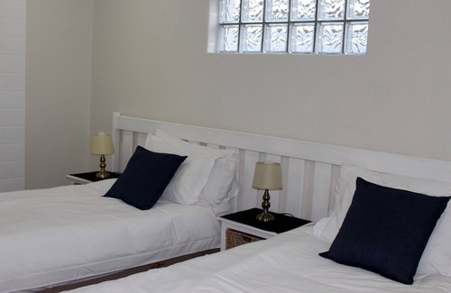 Paarl Bed & Breakfast | Paarl Mountain Lodge
