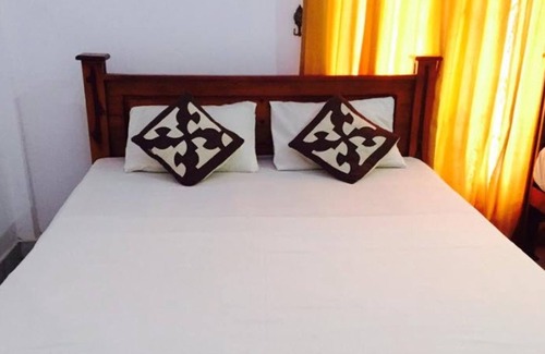 Ipalogama House | Pabasara Guest House Kalawewa