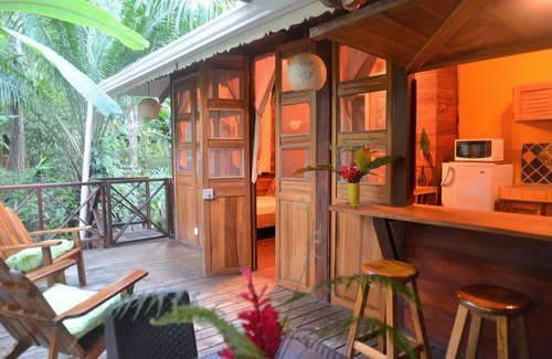Punta Uva Cabin | Pachamama Jungle River Lodge