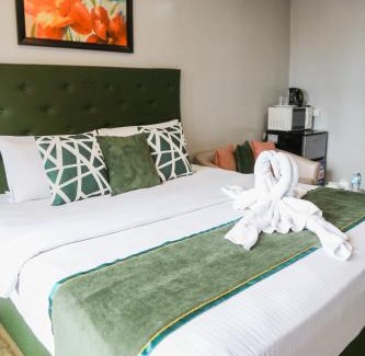 Ermita Night District Hotel | Pacific Bay Grand Suites