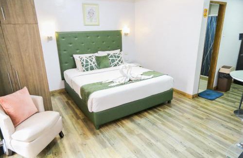 Ermita Night District Hotel | Pacific Bay Grand Suites