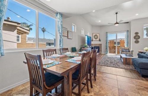 Pacific Beach House | Pacific Beach Dreaming - AC, walk 2 town, garage & beach