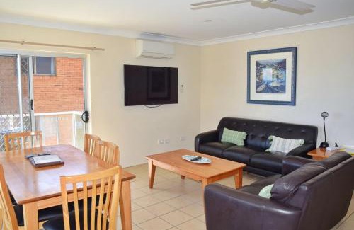 South West Rocks Apartment | Pacific Court no 3 - Bring your own linen.