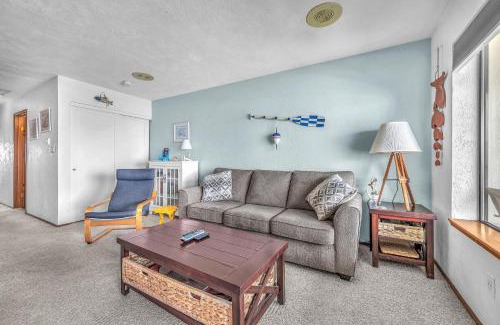 Newport House | Pacific Crest 306
