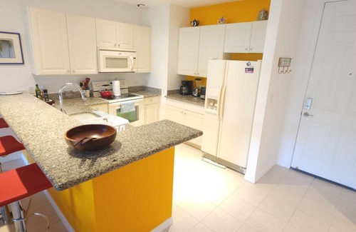 Santa Barbara Apartment | Pacific-Elegant 2Bedroom Condo with Nature Views