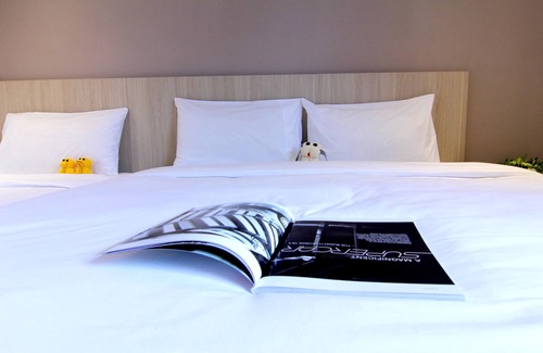 City Centre Hotel | Pacific Express Hotel Chinatown