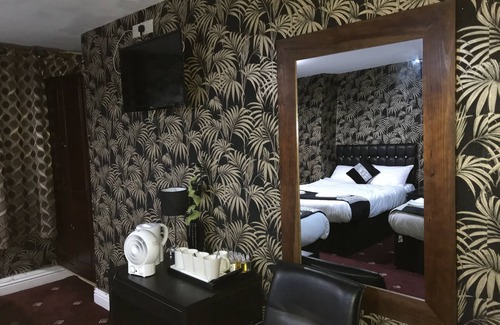Southall Broadway Bed & Breakfast | Pacific Inn London Heathrow