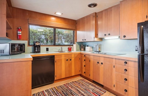 Arch Cape House | Pacific Knoll - Oceanfront! - Beachcomber Vacation Homes