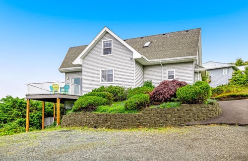 Rockaway Beach House | Pacific Mist