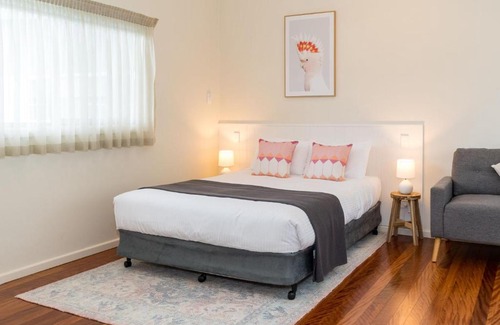Forster Hotel | Pacific Motel 02
