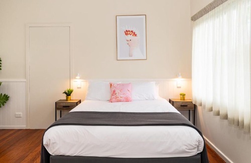 Forster Hotel | Pacific Motel 02