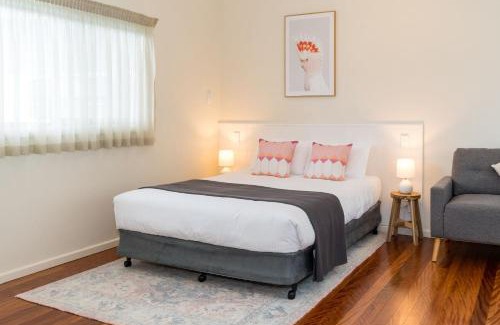Forster Hotel | Pacific Motel 07