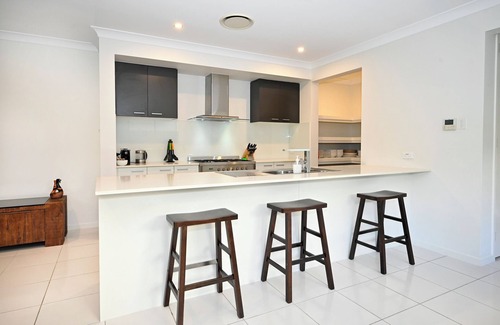 Yaroomba Apartment | Pacific Paradise Luxury 4B/R