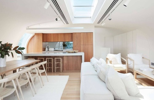 Bondi Beach Apartment | Pacific Penthouse by Contemporary Hotels