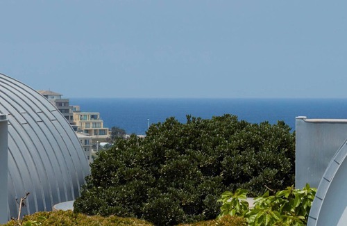 Bondi Beach Apartment | Pacific Penthouse by Contemporary Hotels