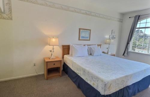 Oceano House | Pacific Plaza #109 - Seaside Setting - 1BdrmUp-K-QSofa