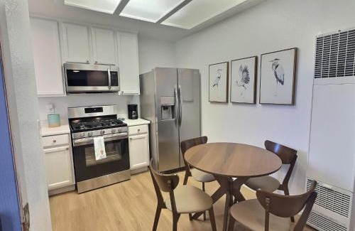 Oceano House | Pacific Plaza #511 - Oceano Escape - 1BdrmUp-K-QSofa