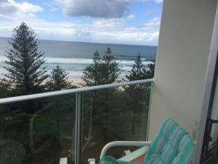 Burleigh Heads Apartment | Pacific Regis Beachfront Holiday Apartments