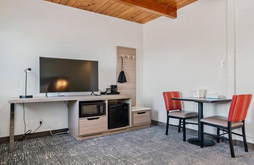 Morro Bay Hotel | Pacific Shores Inn
