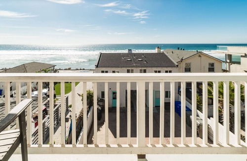 Townsite Condo | Pacific Villas - Unit 3