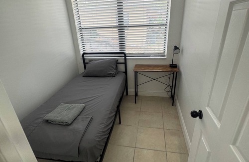 Dania Beach House | Pacifica by Fort Lauderdale Airport