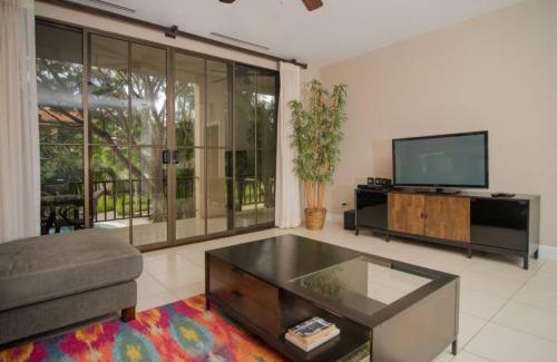 Coco House | Pacifico L608