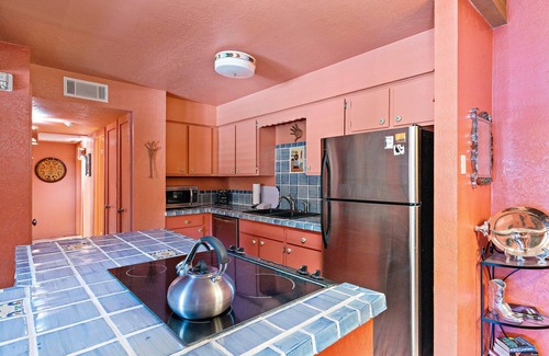 Northeast Santa Fe Hotel | Packed With Local Art - Fort Marcy Condo Near Downtown