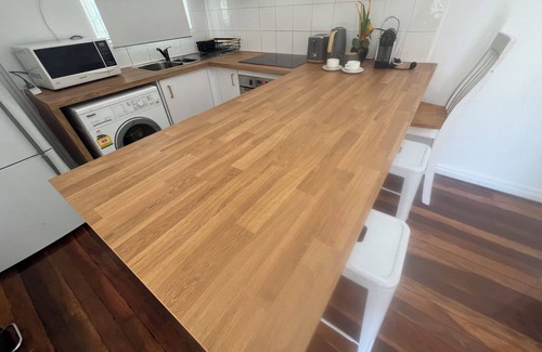 Paddington Apartment | PaddingtonPad walk to Suncorp close to train city restaurants one car space