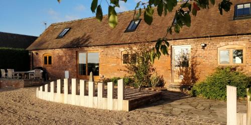 Bridgnorth House | Paddock Barn, Bridgnorth - A modern converted barn
