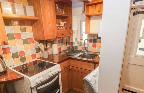 Commonmoor Cottage | PADDOCK COTTAGE, pet friendly, character holiday cottage in Liskeard