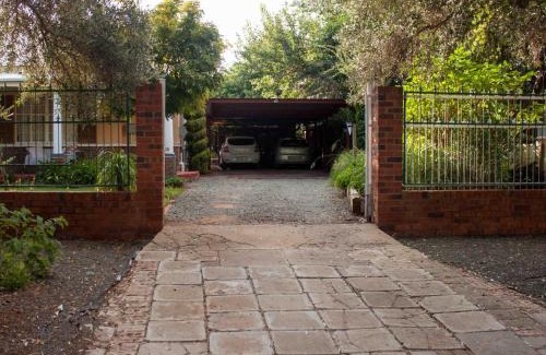 Kimberley Apartment | Padlangs Self-catering flats