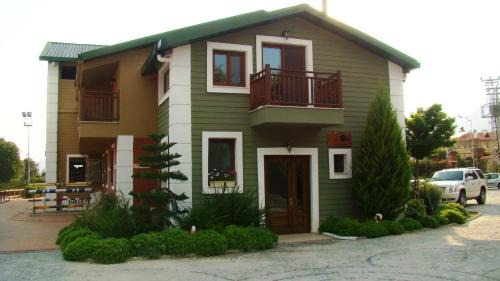 Atakoy Hotel | Padok Premium Hotel & Stables