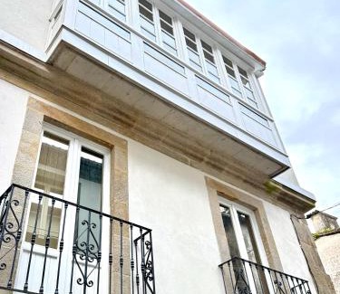 Padron Apartment | Padrón Plaza Lotf L2 by URent